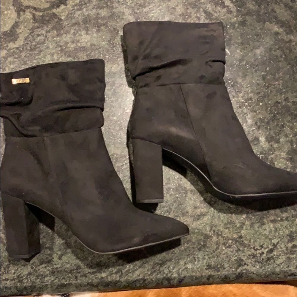 Bebe savors bootie - Picture 3 of 6